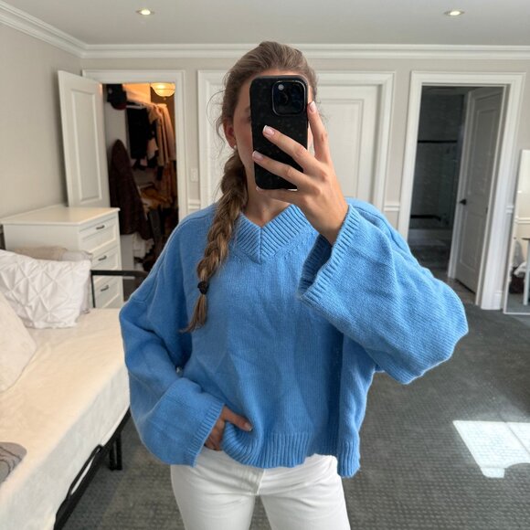 Gap CashSoft Cropped High V-Neck Sweater – Size XL - Picture 2 of 5